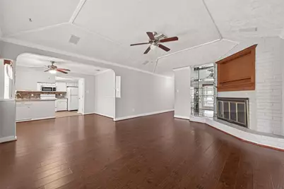 10006 Towne Tower Lane, Sugar Land, TX 77498 - Photo 9