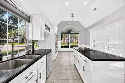 19602 Laurel Park Lane, Houston, TX 77094 - Photo 19