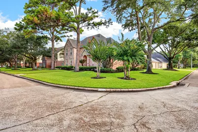 19602 Laurel Park Lane, Houston, TX 77094 - Photo 5