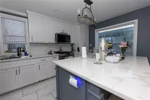4315 Cornell St, Houston, TX 77022 - Photo 5