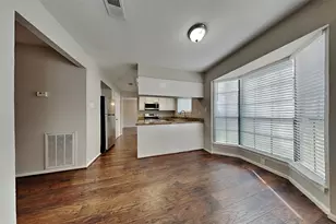 134 E Pathfinders Cir, The Woodlands, TX 77381 - Photo 17