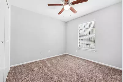 134 E Pathfinders Circle, The Woodlands, TX 77381 - Photo 29