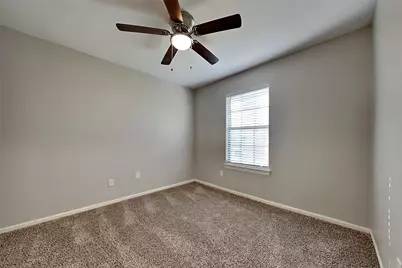 134 E Pathfinders Circle, The Woodlands, TX 77381 - Photo 27