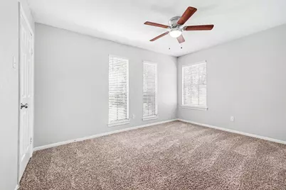 134 E Pathfinders Circle, The Woodlands, TX 77381 - Photo 27