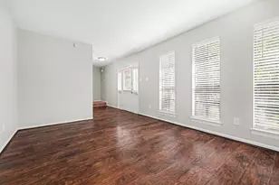 134 E Pathfinders Cir, The Woodlands, TX 77381 - Photo 11