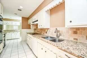 25121 Lakeview Rd, Katy, TX 77494 - Photo 17