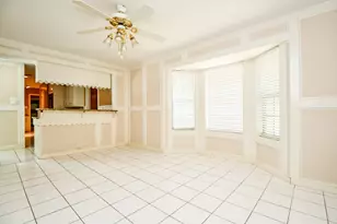 25121 Lakeview Rd, Katy, TX 77494 - Photo 9