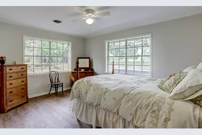 5400 Florida Chapel Road, Fayetteville, TX 78940 - Photo 15