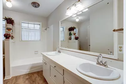 5400 Florida Chapel Road, Fayetteville, TX 78940 - Photo 17