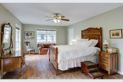 5400 Florida Chapel Road, Fayetteville, TX 78940 - Photo 13