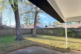 3800 September Dr, Baytown, TX 77521 - Photo 9