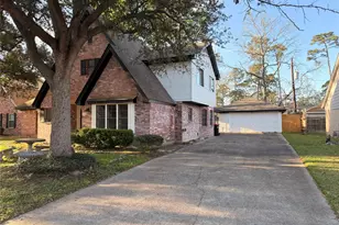 3800 September Dr, Baytown, TX 77521 - Photo 19