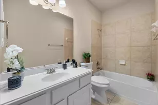 109 Hawke Bay Ln, Friendswood, TX 77546 - Photo 29