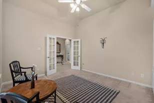 109 Hawke Bay Ln, Friendswood, TX 77546 - Photo 3