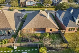 109 Hawke Bay Ln, Friendswood, TX 77546 - Photo 37