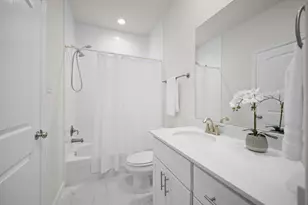 1648 Bonnie Brae St, Houston, TX 77006 - Photo 29
