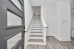 318 Neyland St, Houston, TX 77022 - Photo 21