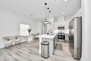 318 Neyland St, Houston, TX 77022 - Photo 27