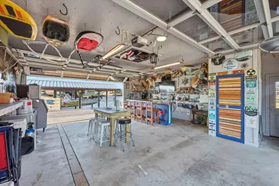 510 Country Lane, Bridge City, TX 77611 - Photo 27