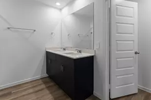 7710 Inwood Grv Ln, Houston, TX 77088 - Photo 17