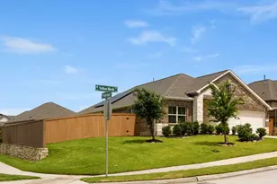 725 Yellow Birch Ln, Conroe, TX 77304 - Photo 3