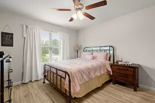 725 Yellow Birch Ln, Conroe, TX 77304 - Photo 19