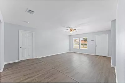 509 17th Avenue N, Texas City, TX 77590 - Photo 7