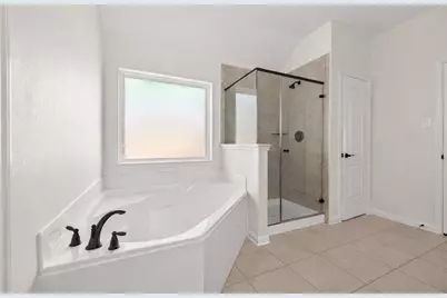 9022 Nina Road, Conroe, TX 77304 - Photo 9