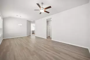 18379 Christine Elizabeth Ln, New Caney, TX 77357 - Photo 7