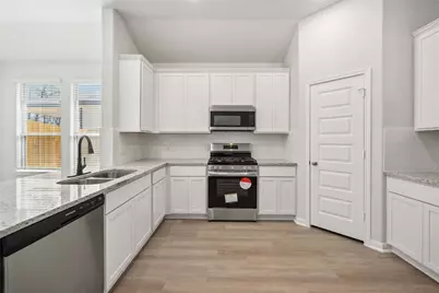 18379 Christine Elizabeth Lane, New Caney, TX 77357 - Photo 9