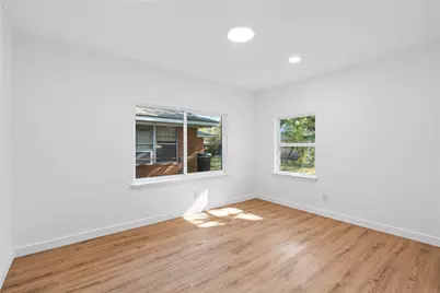 4427 Sanford Road, Houston, TX 77035 - Photo 21