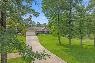 605 Pelican St, Magnolia, TX 77355 - Photo 5