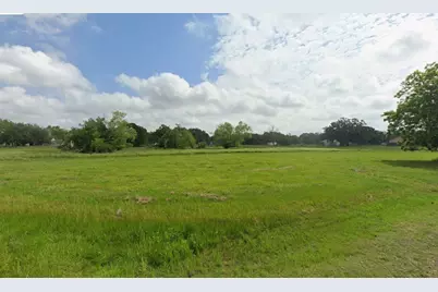 1120 Winchester Court, Angleton, TX 77515 - Photo 1