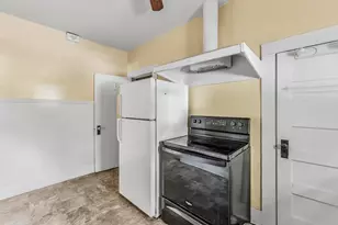 1207 21st St, Huntsville, TX 77340 - Photo 33