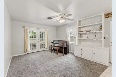 1207 21st Street, Huntsville, TX 77340 - Photo 11