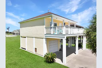 933 Westview, Crystal Beach, TX 77650 - Photo 9