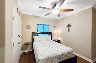 933 Westview, Crystal Beach, TX 77650 - Photo 31