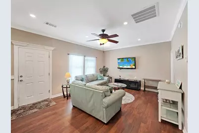 933 Westview, Crystal Beach, TX 77650 - Photo 19