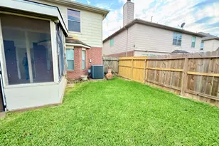 9323 Eaglewood Spring Dr, Houston, TX 77083 - Photo 39