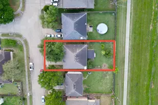 9323 Eaglewood Spring Dr, Houston, TX 77083 - Photo 45
