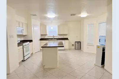 9323 Eaglewood Spring Drive, Houston, TX 77083 - Photo 9