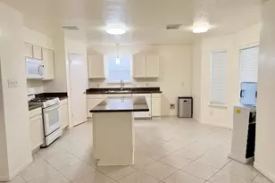 9323 Eaglewood Spring Dr, Houston, TX 77083 - Photo 9
