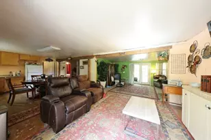 276 Hilltop Dr, Ennis, TX 75119 - Photo 3