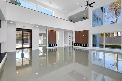 12564 Memorial Drive, Houston, TX 77024 - Photo 15