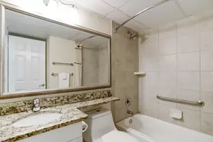6102 Seawall Blvd, Galveston, TX 77551 - Photo 9