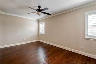 1926 Augusta Drive #18, Houston, TX 77057 - Photo 15