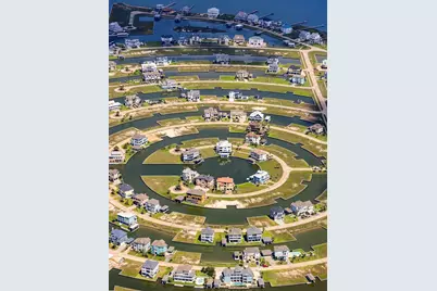 1 Largo, Hitchcock, TX 77563 - Photo 17