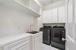6011 Katie Leigh Ln, Sugar Land, TX 77479 - Photo 33