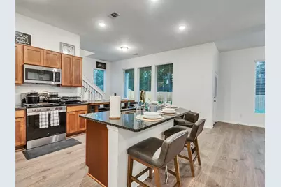 401 Magnolia Street, Richwood, TX 77531 - Photo 5