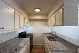 425 E 9th St, Houston, TX 77007 - Photo 9